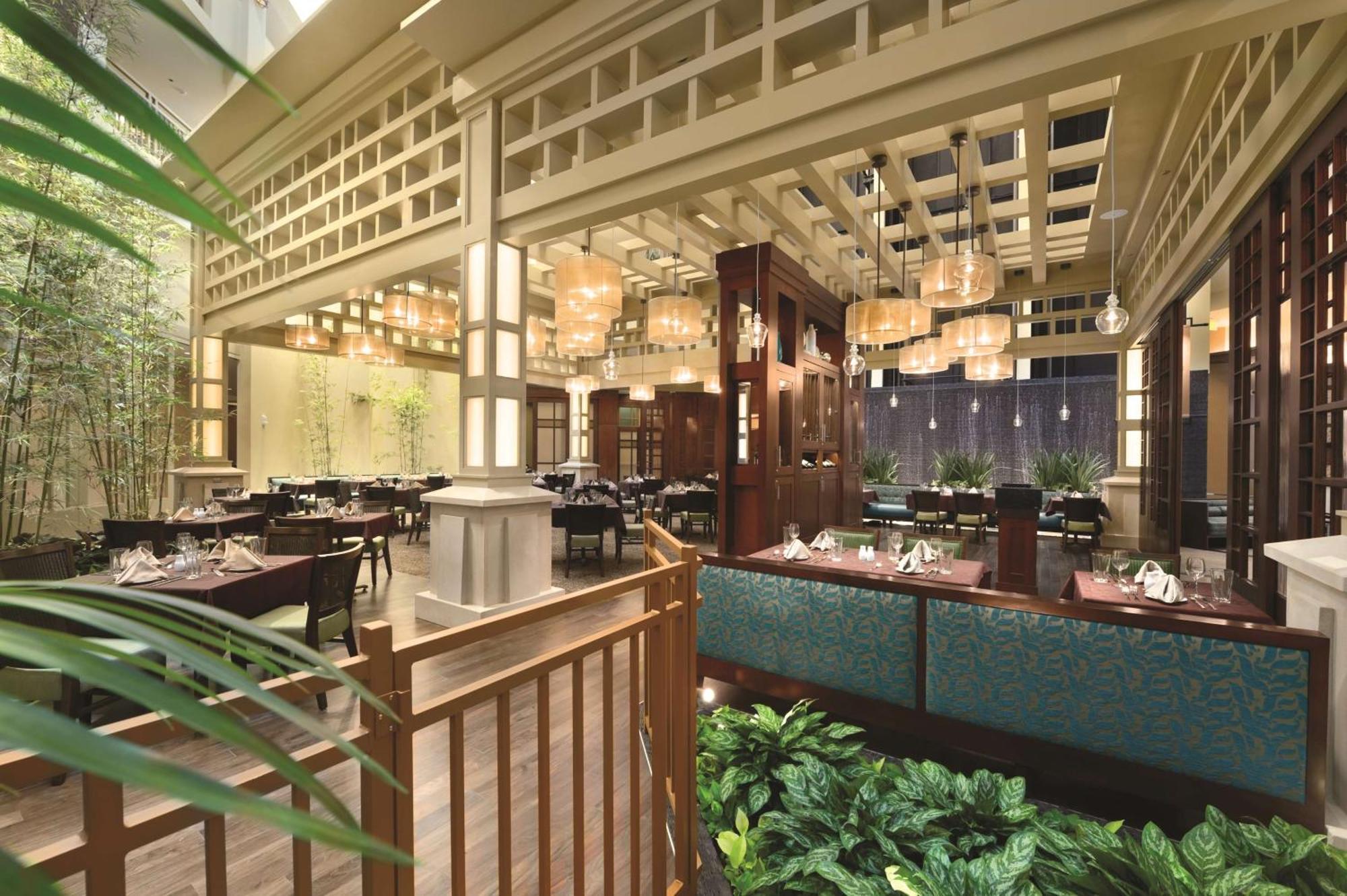 Embassy Suites By Hilton Orlando Lake Buena Vista South Kissimmee Exterior photo